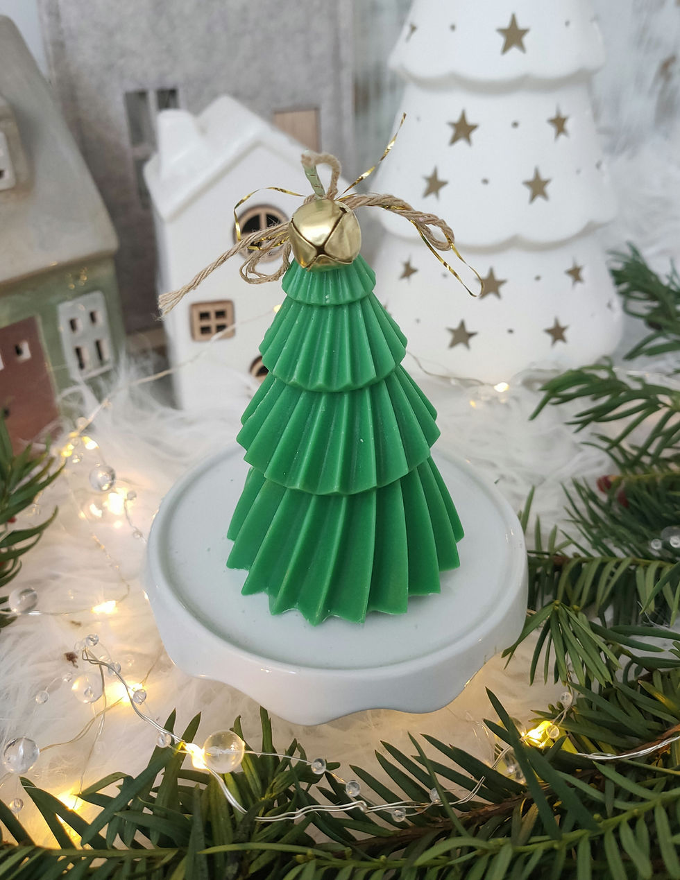 Miniature : ROI DES FORETS - Bougie moulée parfumée "SAPIN"