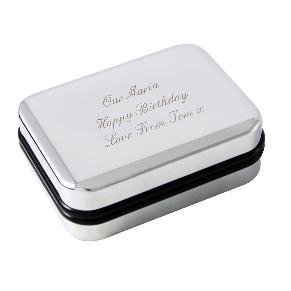 Personalise this Necklace gift box with any message of up to 3 lines of 20 characters.
