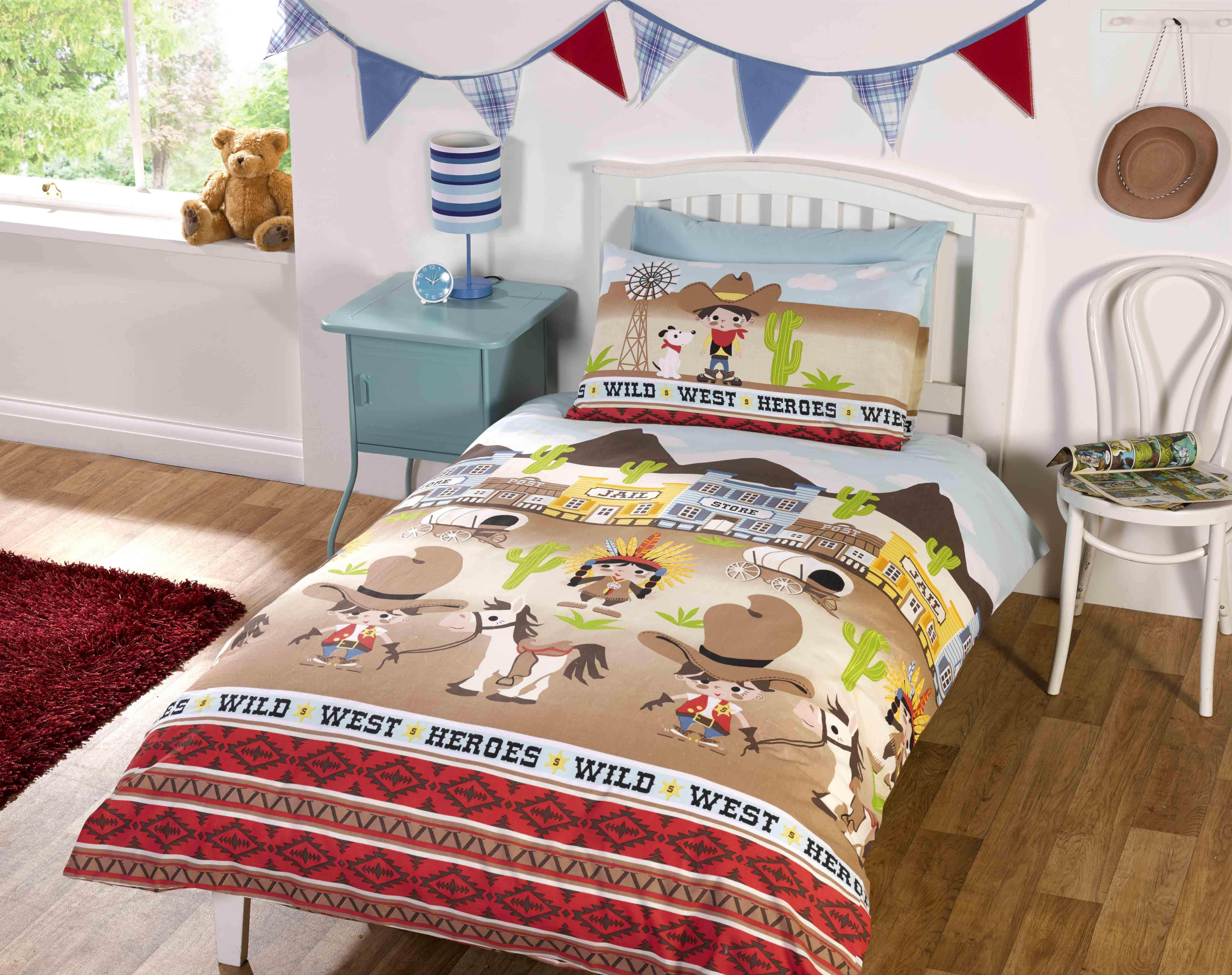 Wild West Duvet Set featuring a cartoon cowboy and Indian design