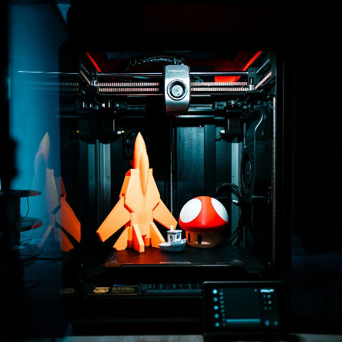 3d printed items in a 3d printer