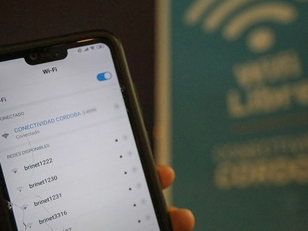 Hospitales y Centros de Atención Primaria de la Salud, con wifi libre