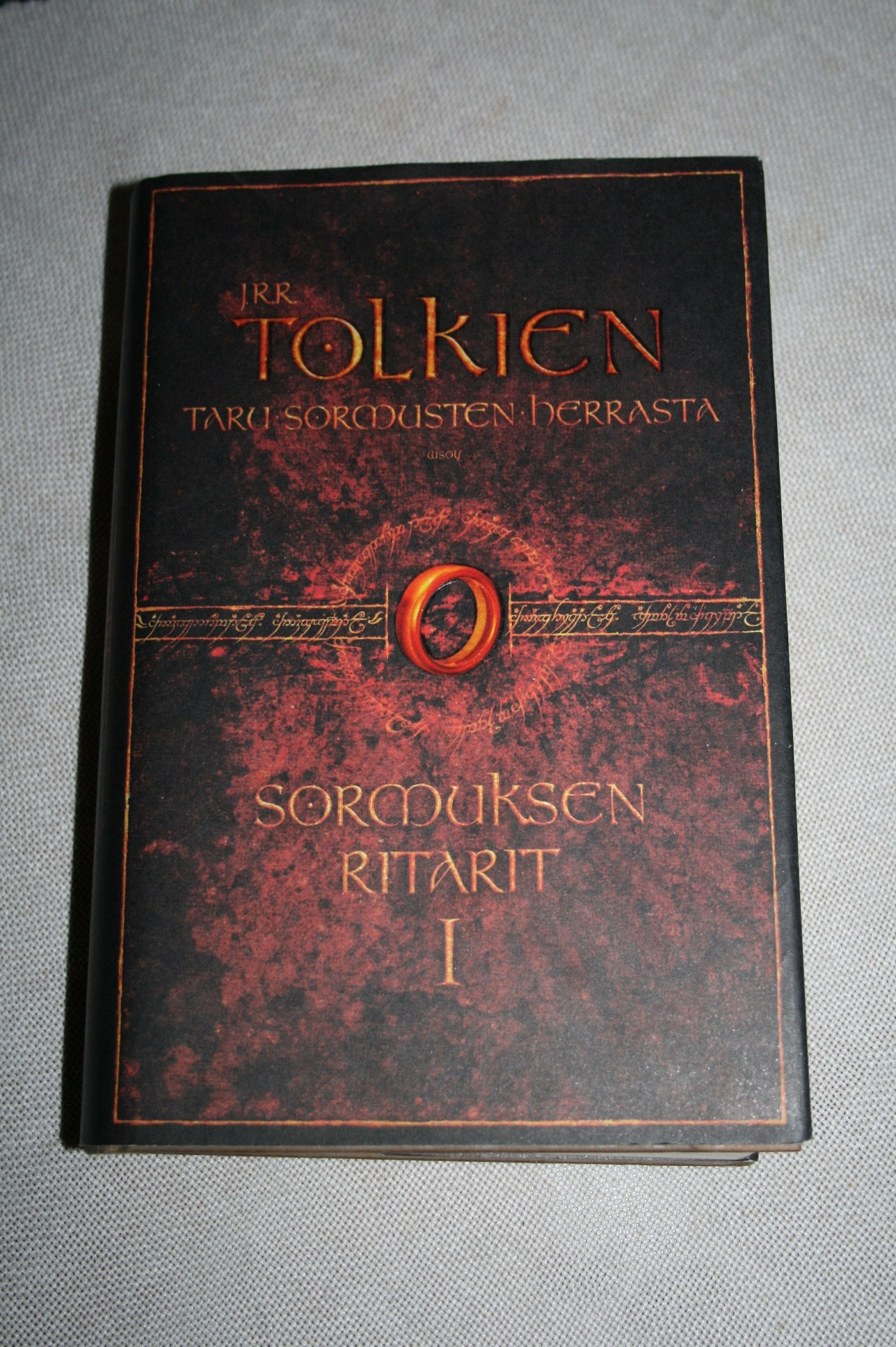 Tolkien, J.R.R.: Sormuksen Ritarit 1
