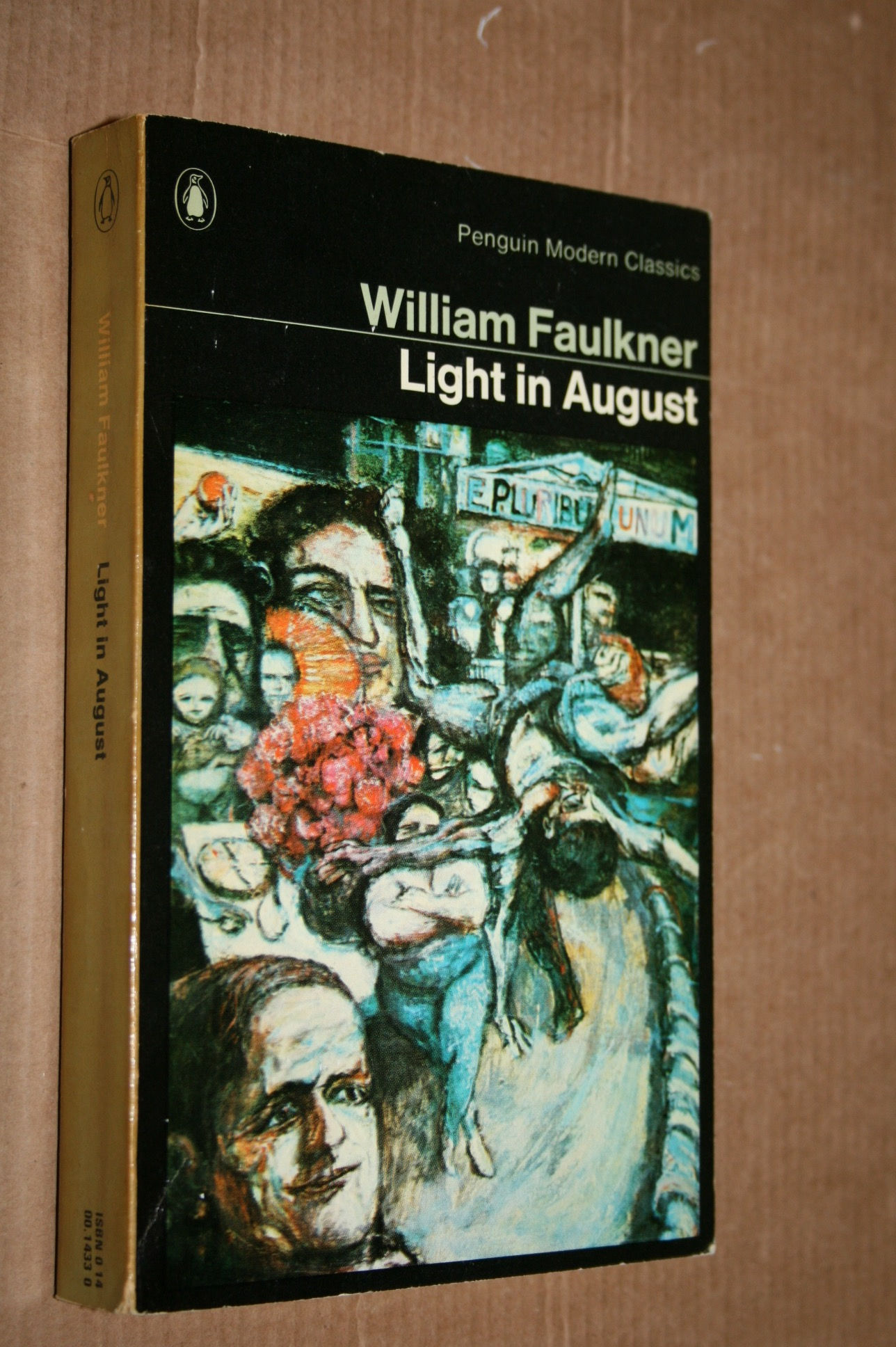 Faulkner, William: Light in august