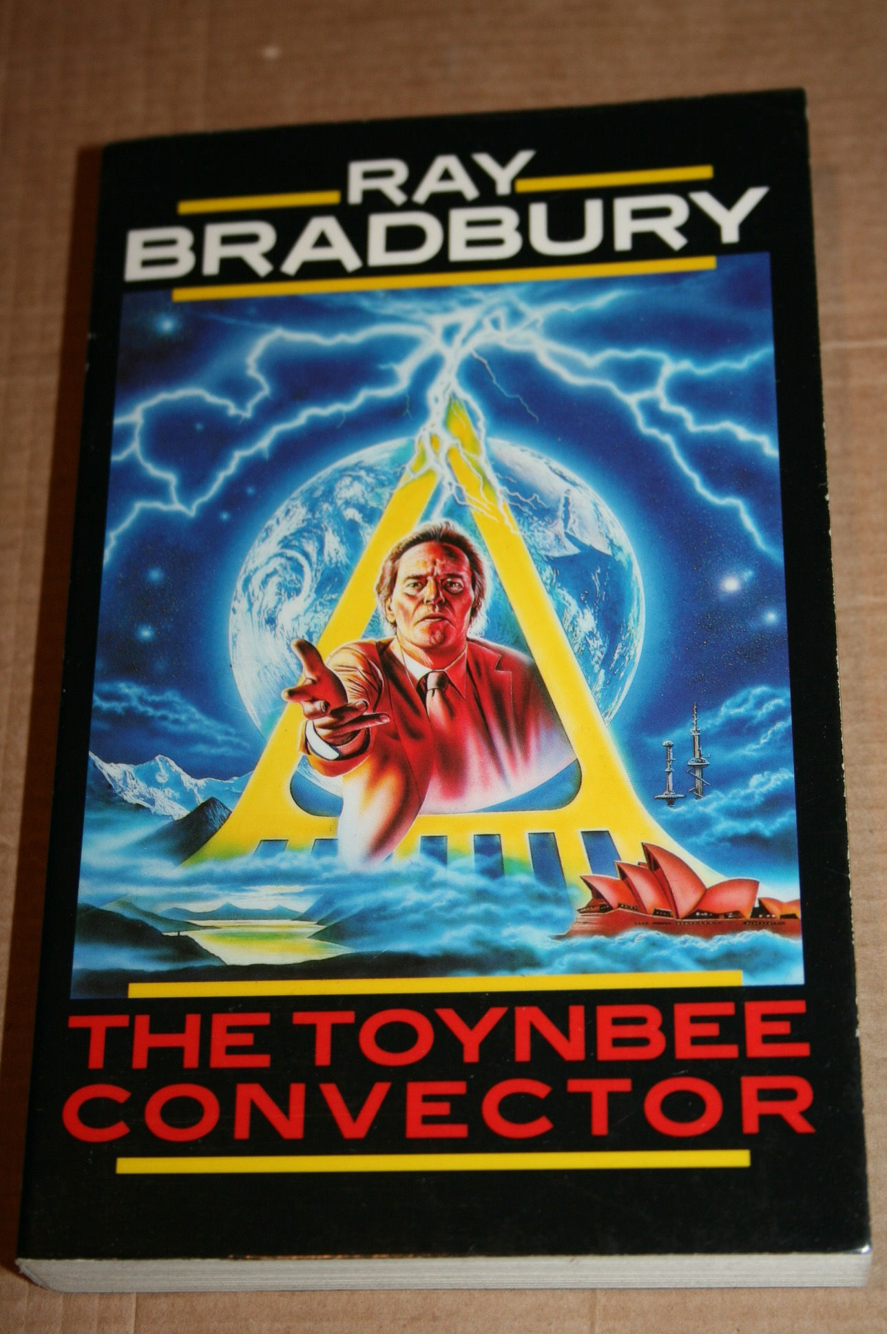 Bradbury, Ray: The toynbee convector