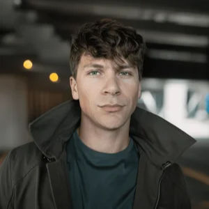 Third on the lineup is a House song called ‘Eta Carinae’ by Michael Grandel, hailing from NYC/Miami, United States, and released on 24 July 26.