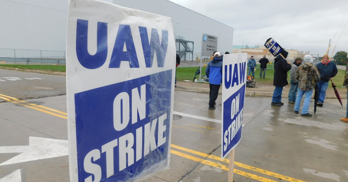 uaw_critiques_niosh_job_cuts_urges_protection_for_worker_safety_