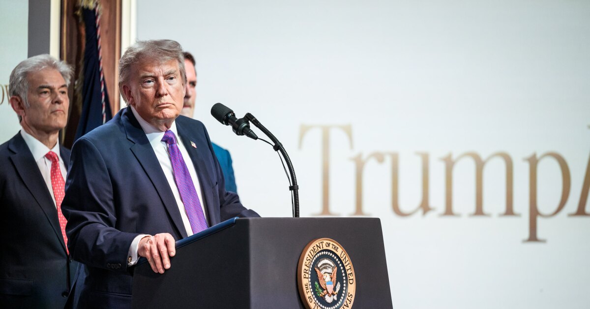 immigration_policies_and_economic_challenges_shift_latino_support_for_trump_