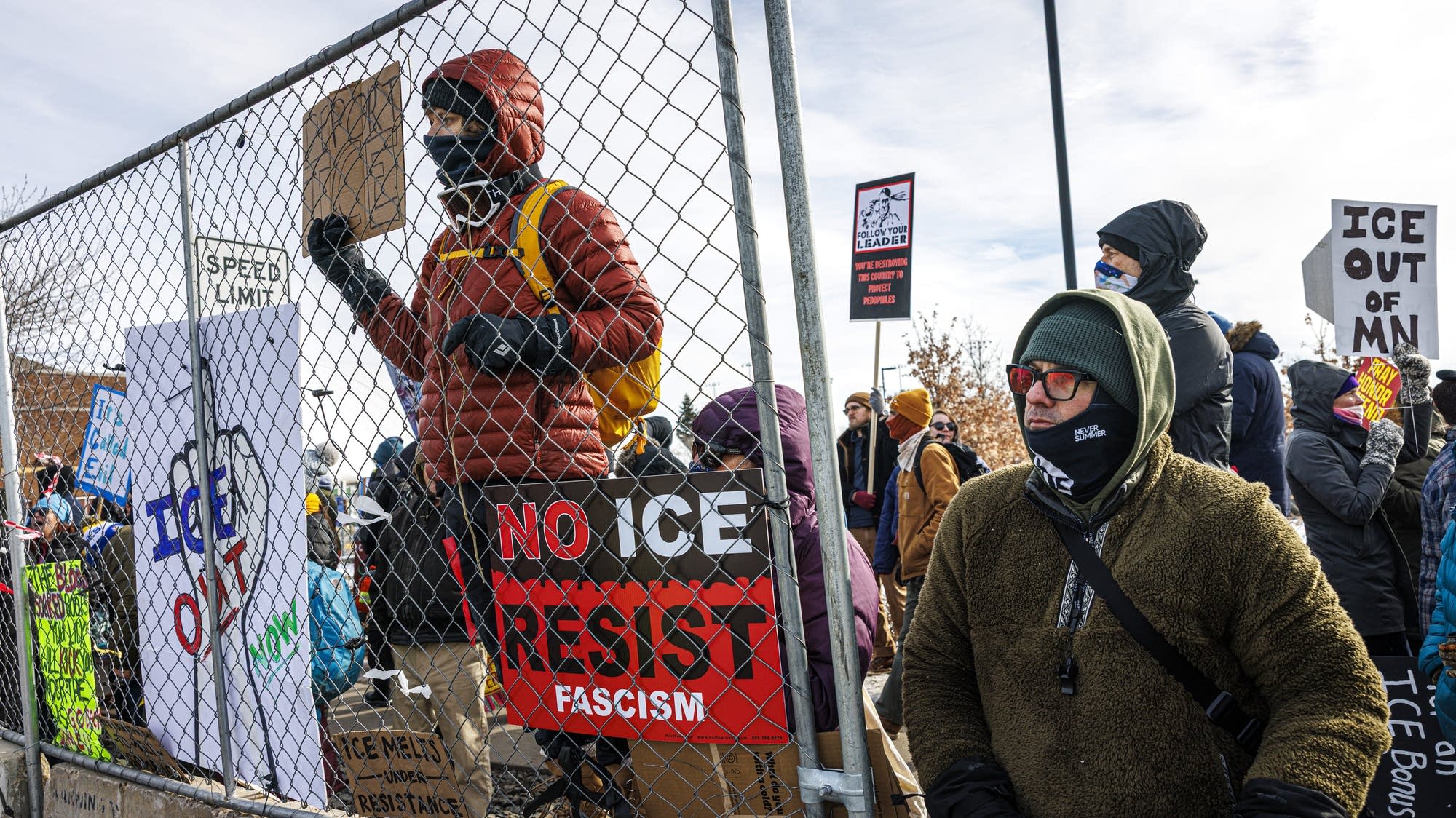 after_arrest_teen_refugee_held_overnight_in_hotel_room_by_ice_agents