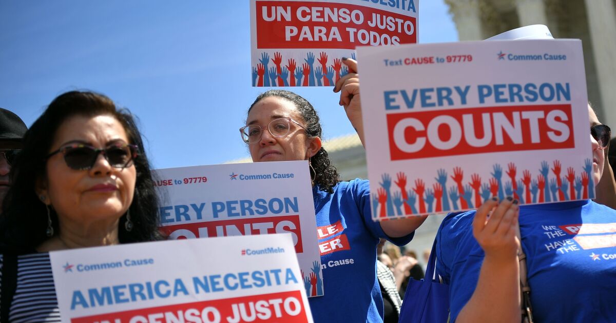 trumps_controversial_census_plan_excluding_noncitizens_raises_debate_