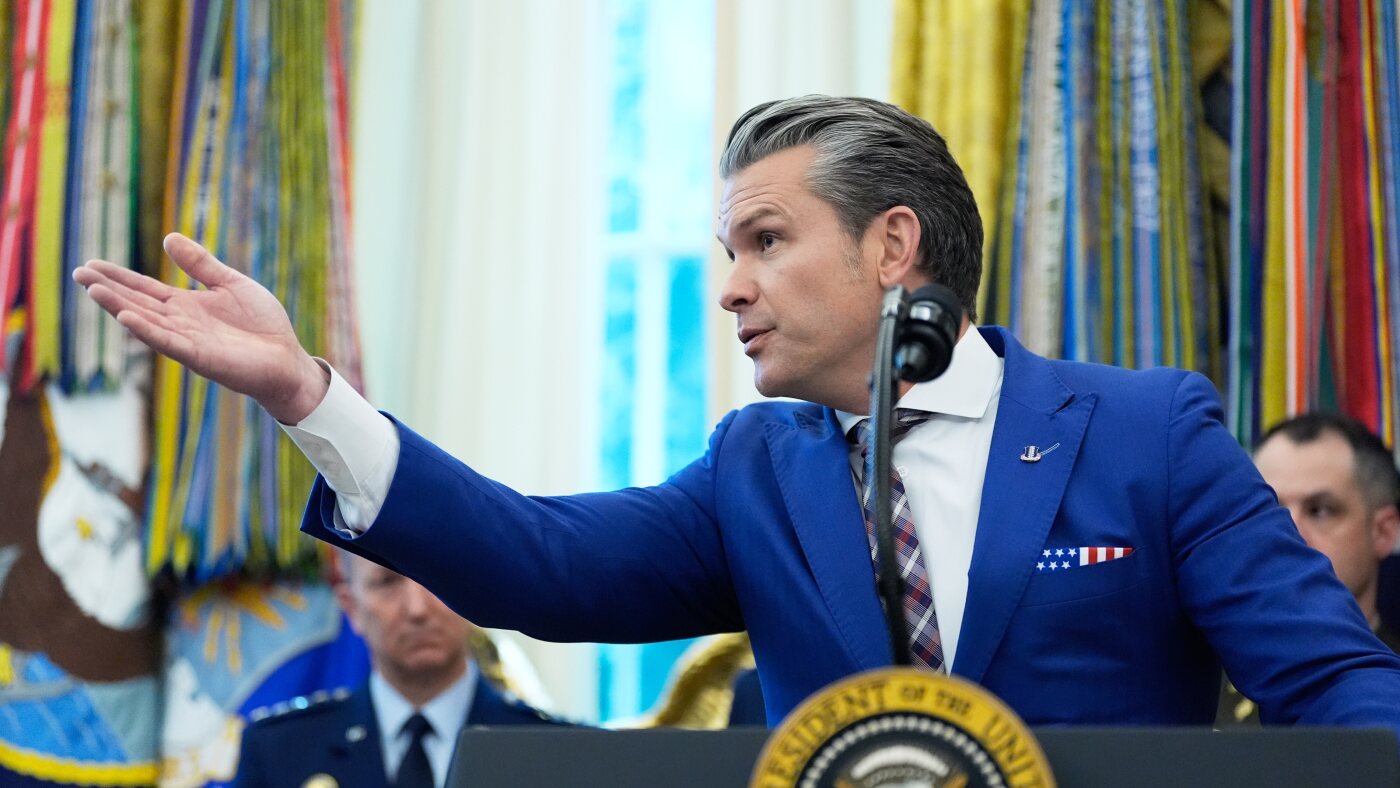 us_military_says_strikes_on_3_boats_in_the_eastern_pacific_ocean_kill_8_people