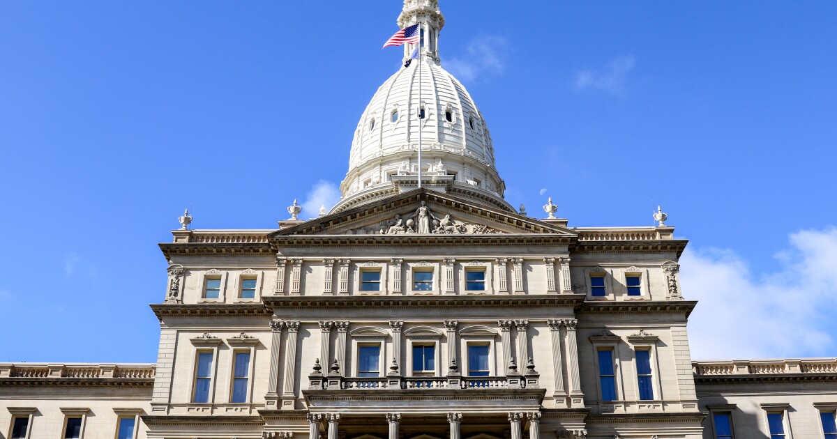 michigan_lawmakers_tackle_budget_stalemate_as_deadline_approaches_