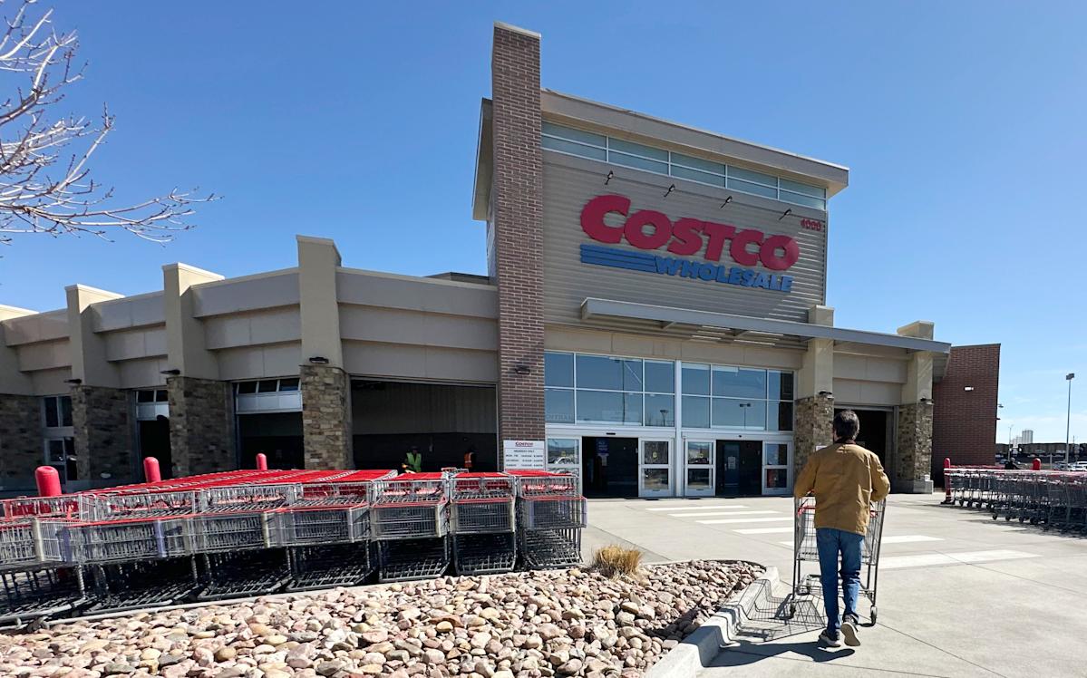 costco_takes_bold_legal_stand_against_tariffs_in_us_retail_landscape_