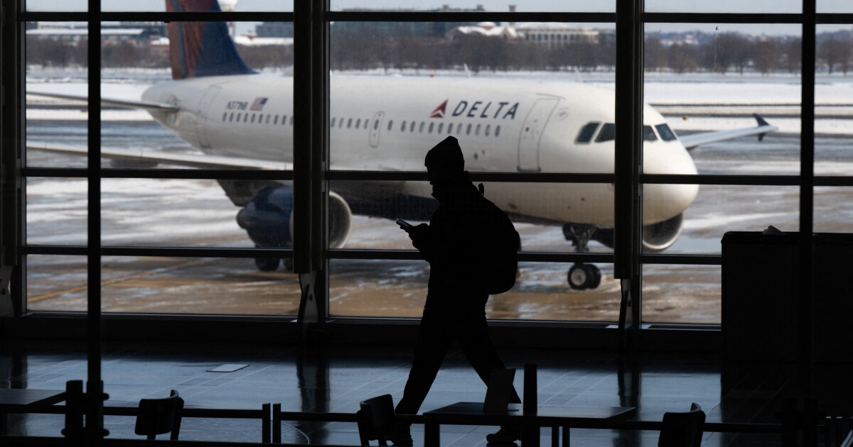 delta_air_suspends_special_amenities_for_congress_during_dhs_shutdown_