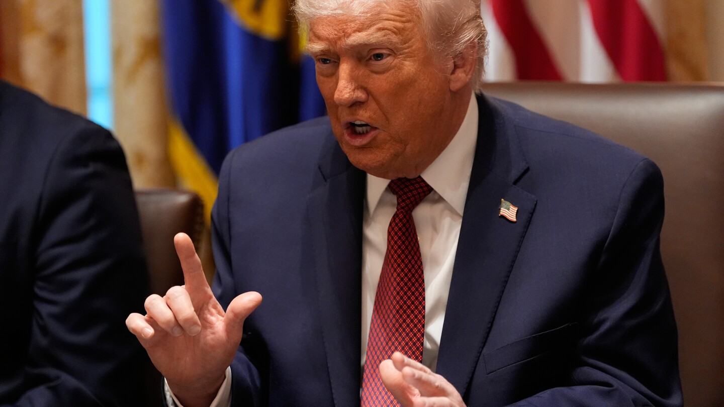 trump_says_survivors_of_scrutinized_us_strike_were_trying_to_right_boat_before_2nd_missile_was_fired