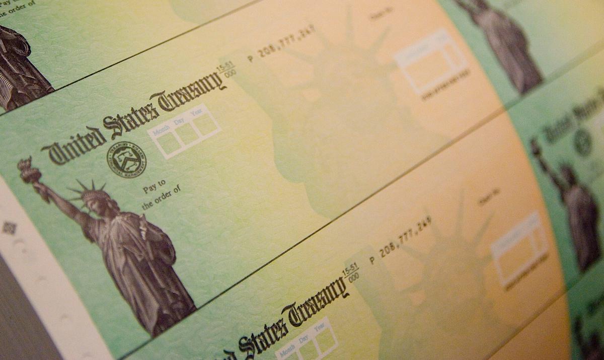 trump_proposes_2000_tariff_dividend_payments_for_moderateincome_americans_