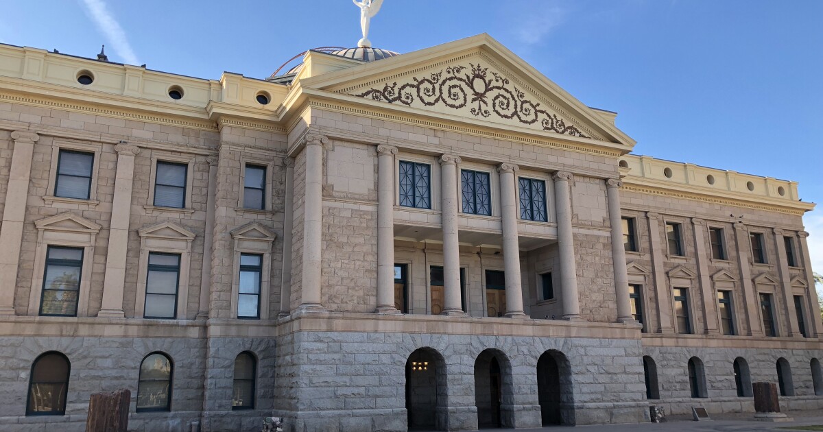 arizona_tax_policy_dispute_hobbs_vs_gop_on_federal_tax_conformity_