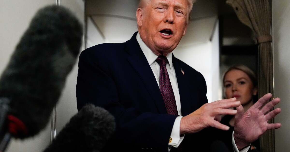 trump_promotes_manufacturing_in_michigan_amid_economic_worries_