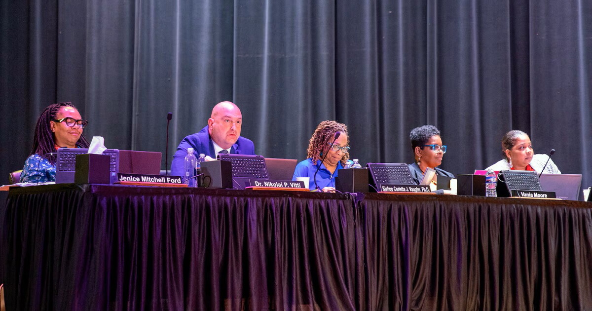34_candidates_vying_for_5_seats_on_detroit_public_schools_board_election_