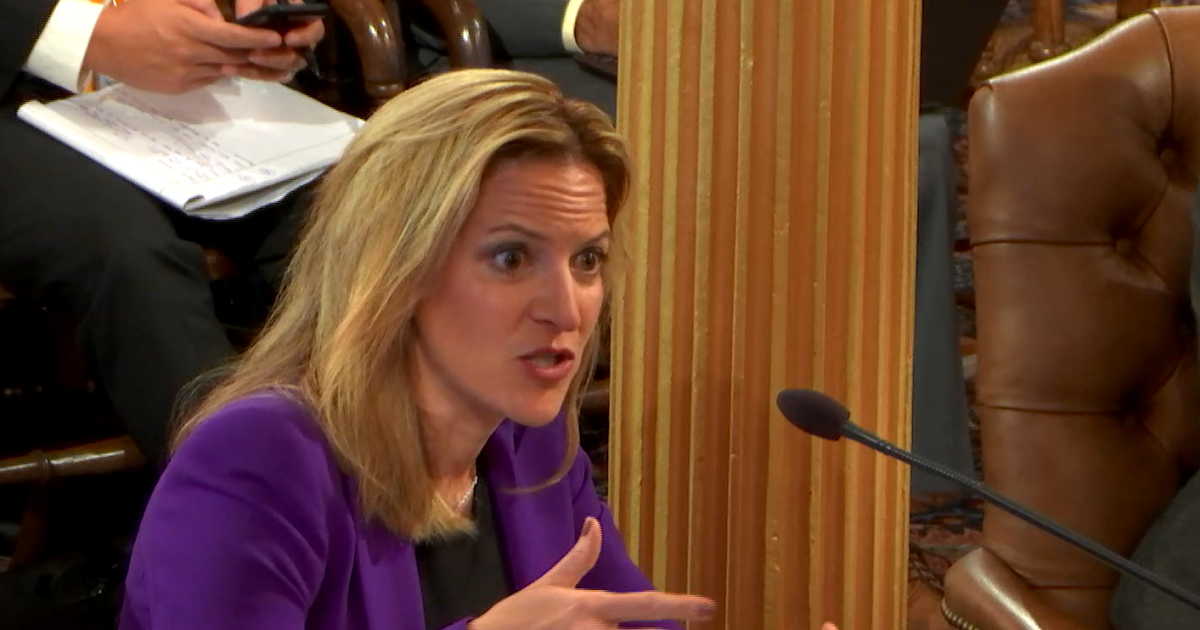 michigans_secretary_of_state_defies_doj_demand_for_voter_data_