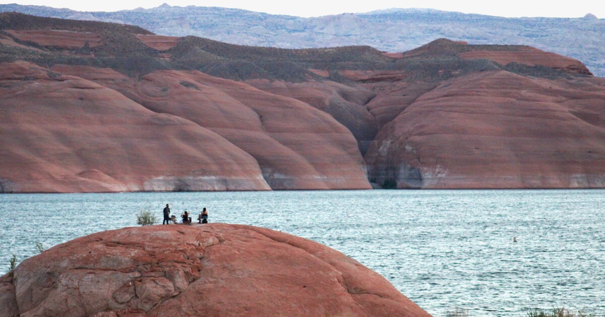 colorado_river_states_race_to_reach_new_water_sharing_deal_by_2026_