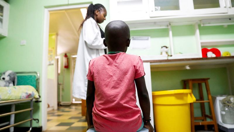 8_million_hiv_patients_could_lose_care_as_us_funding_programs_near_a_dangerous_deadline