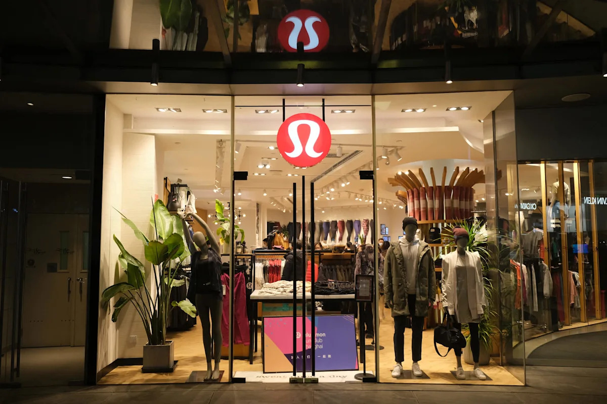 lululemon_faces_lawsuit_over_price_hikes_linked_to_tariff_costs_