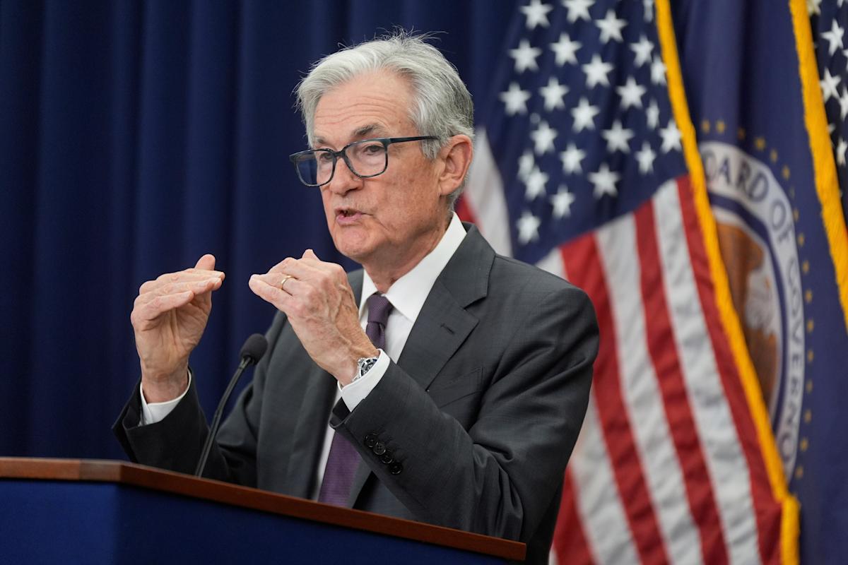 us_inflation_steady_in_july_as_tariffs_and_prices_shift_consumer_costs_