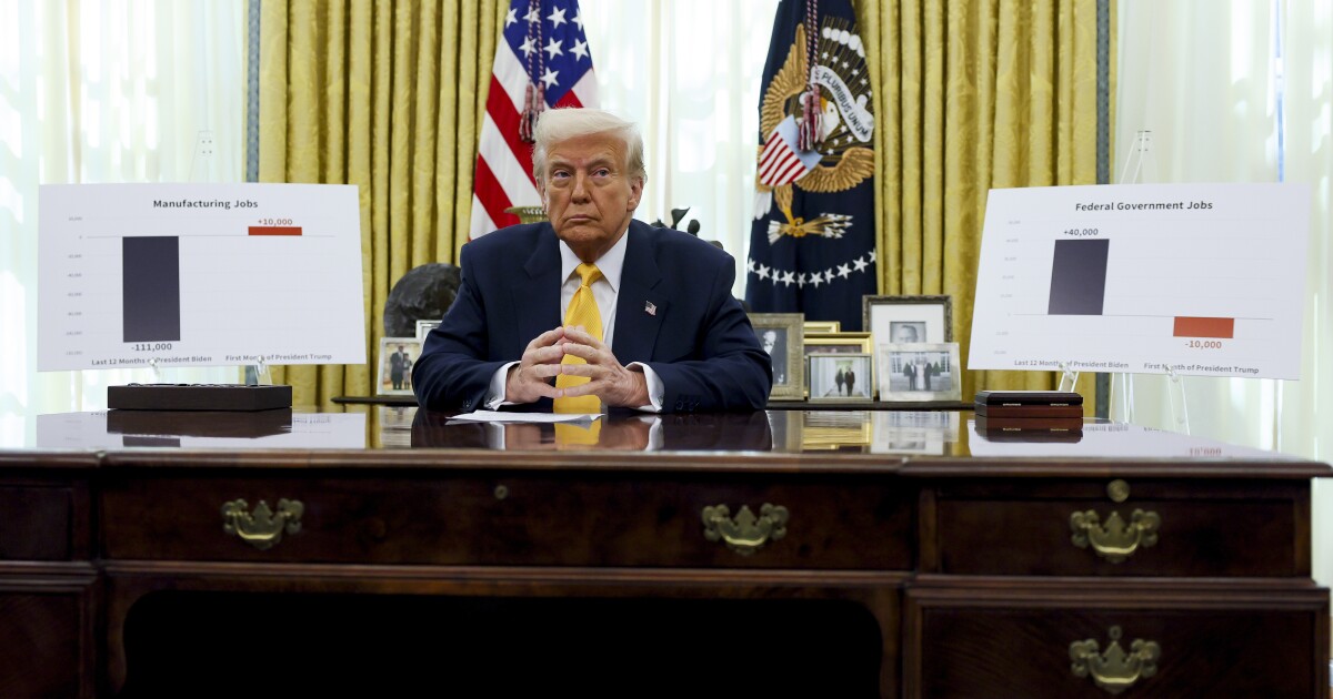 trumps_100day_rally_in_michigan_focuses_on_selfridge_base_future_