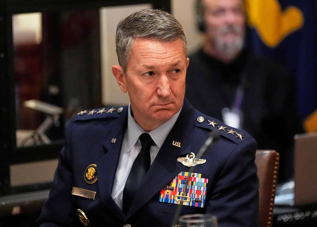 who_is_general_dan_caine_top_us_officer_facing_boat_strike_questions