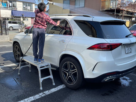 今日は暖かいので剛くんと洗車