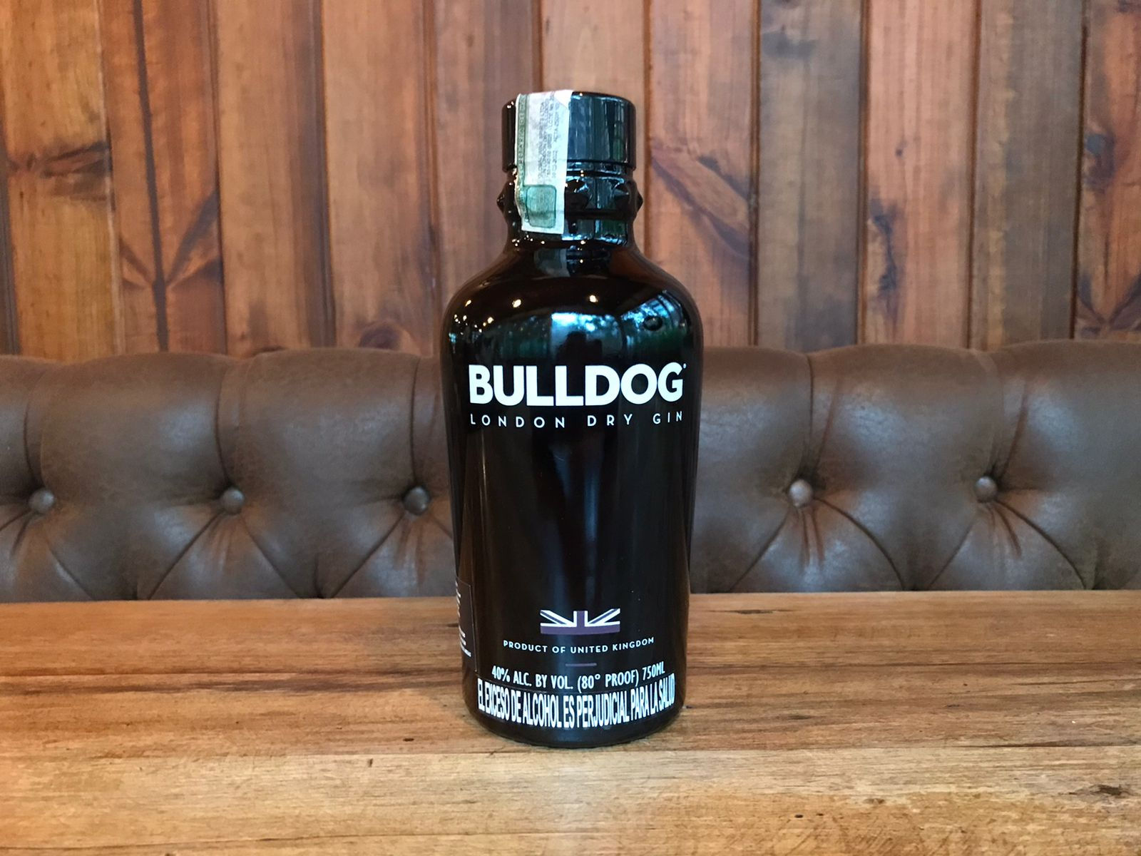 Ginebra Bulldog London Dry Gin ( 750 ml)