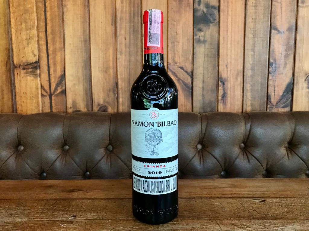 Vino Ramon Bilbao Crianza (750 ml)