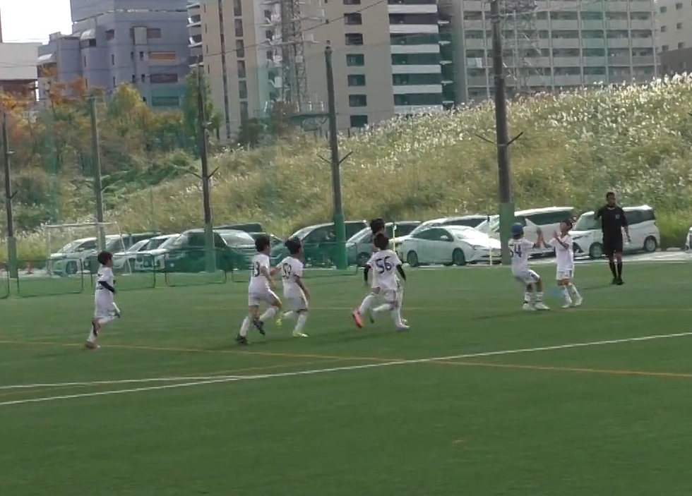 前日の好調を引き続きアピールしたイナズマ。ボールをセットする場所はわからなかったみたいだけど。