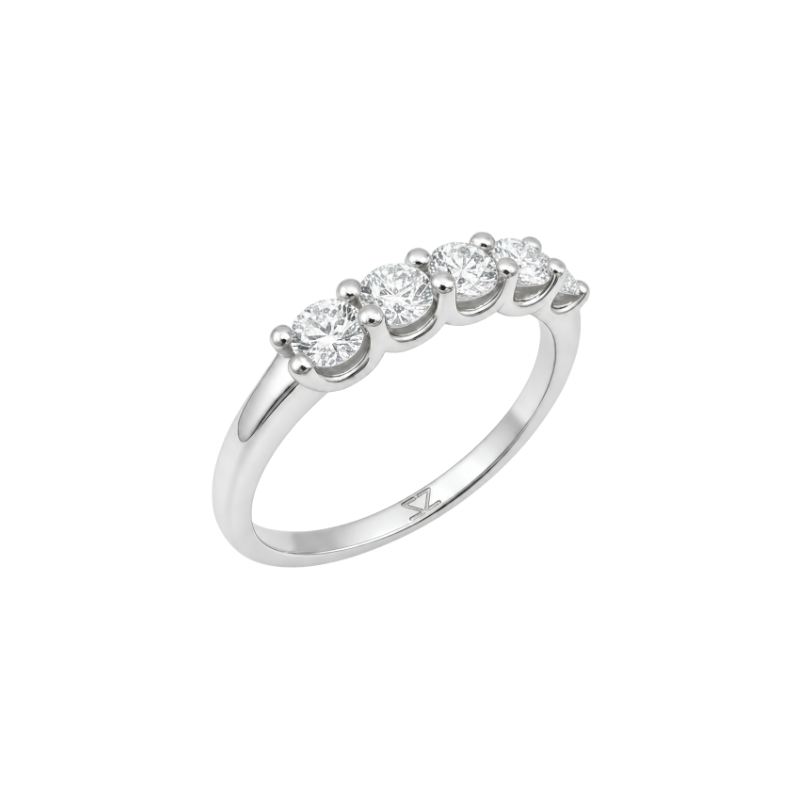 טבעת שורה | בשיבוץ אבן עגולה | 0.57 CT