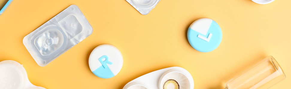 Verschiedene Kontaktlinsenartikel_edited