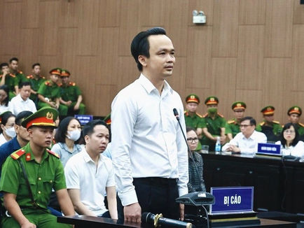Billionaire Tycoon sentenced to 21 years for fraud