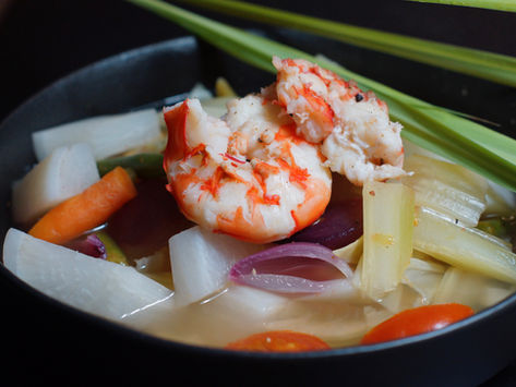 Sinigang - philippinische Suppe