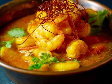 Gelbes Garnelen-Curry aus Myanmar
