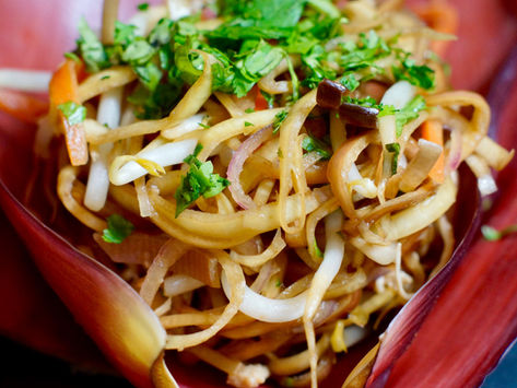 Vietnamesischer Bananenblütensalat