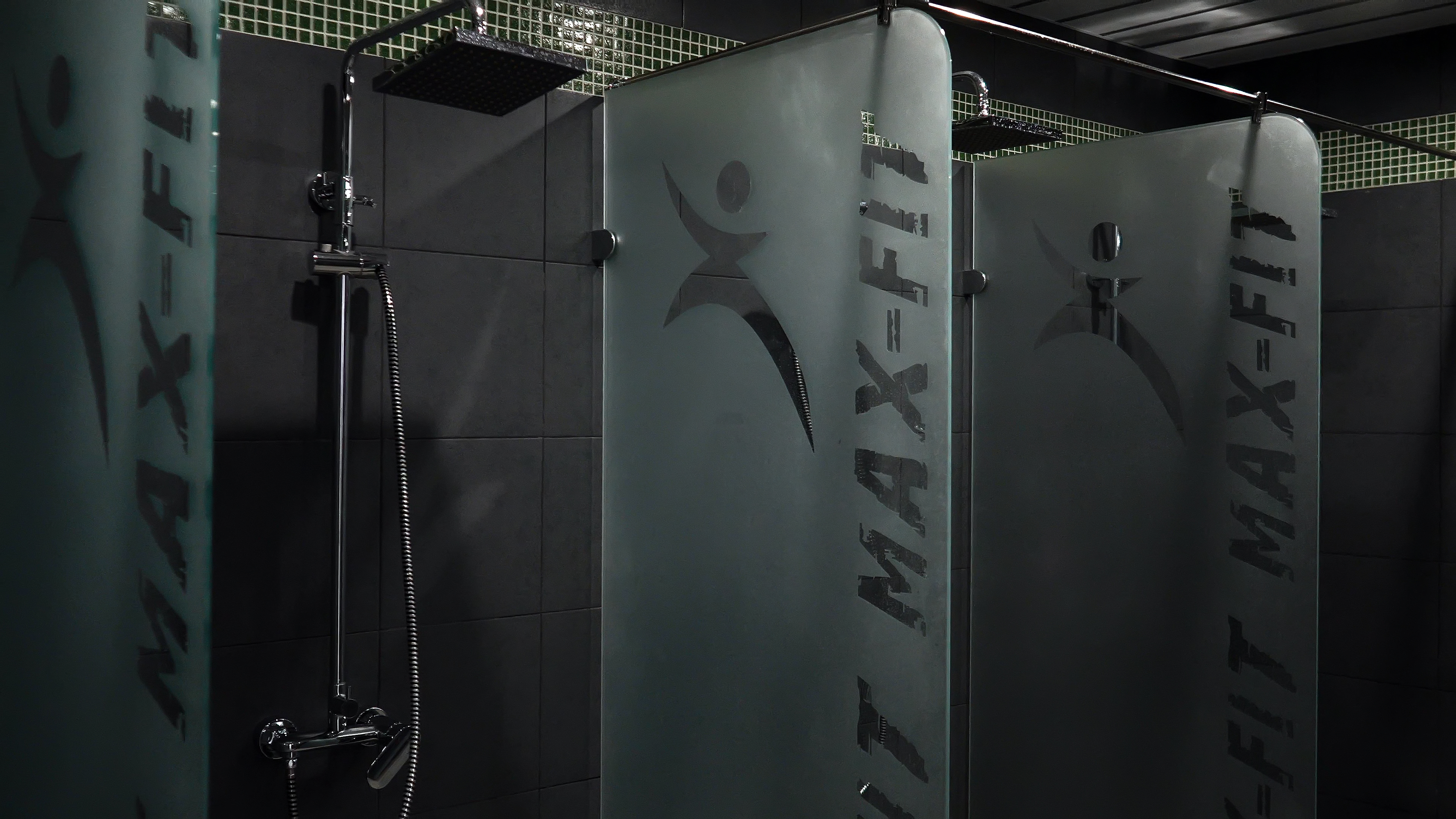 Душевая в "MAX-FIT"