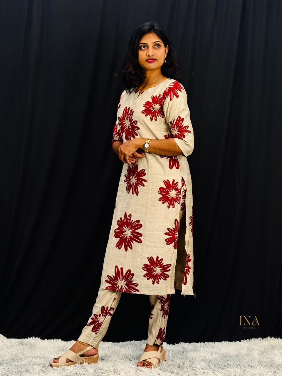 Thumbnail: Beige Floral Handblock-Print Cotton Kurti Set