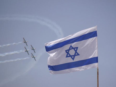 זה היום קיווינו לו