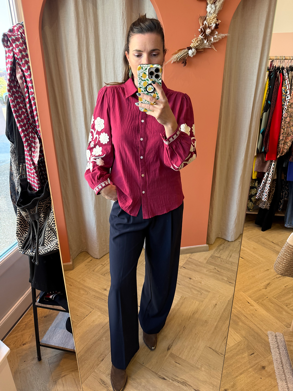 Miniature : Chemise brodée fleurs