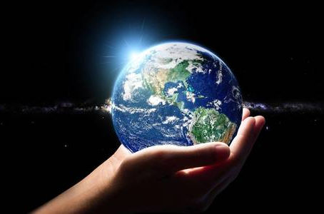 Giornata della Terra 2020, puntare sulle fonti rinnovabili e su azioni quotidiane