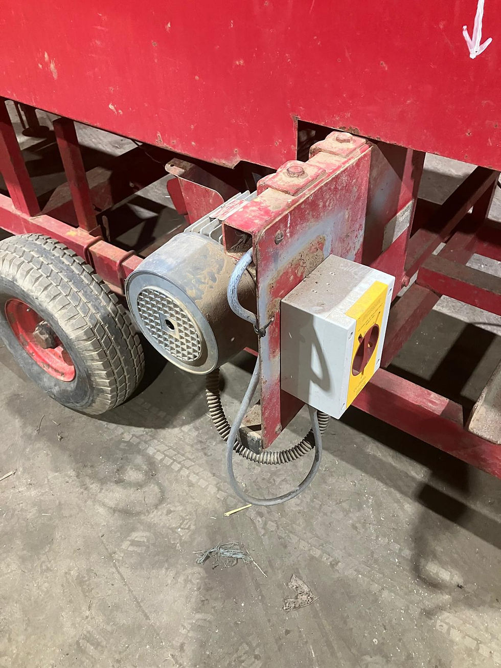 Tong 2ft Grader