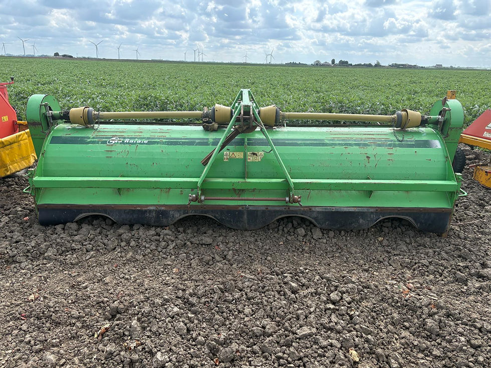 AVR 4 Row Haulm Topper