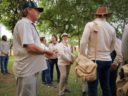 Senado prevê votar até 15 de julho PEC que reduz idade para aposentadoria de agentes comunitários de saúde e de combate às endemias