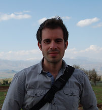 14003591525_a079eb45d7_o (1)_edited.jpg