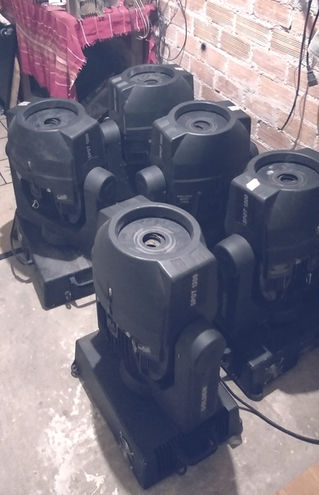 ClayPaky Golden Spot HMI 1200 overflow!