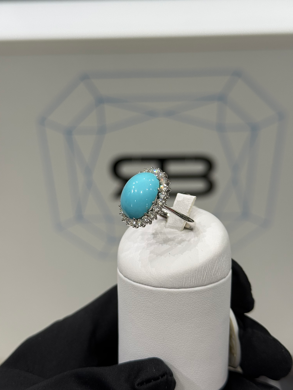 Miniatura: Anello con turchese e diamanti
